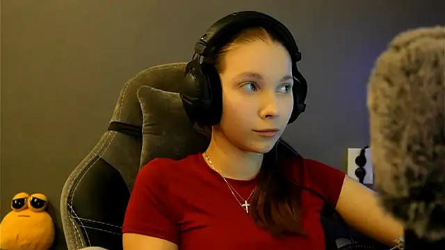 Softixq online show from 01-06-26, 04:32