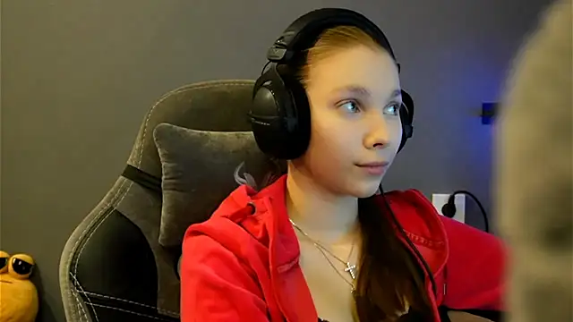 Softixq online show from 01-10-26, 03:03