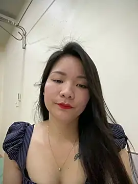 Bee Yellow00 online show from 03-02-26, 04:25