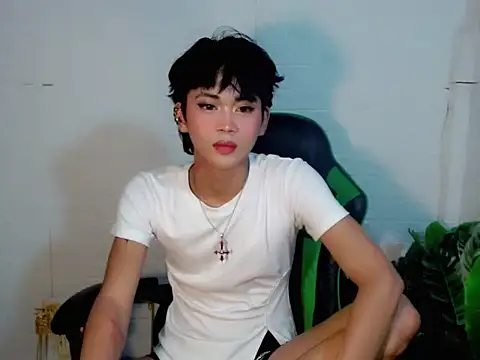 AsianCuteGuy21 online show from 03-12-26, 05:19