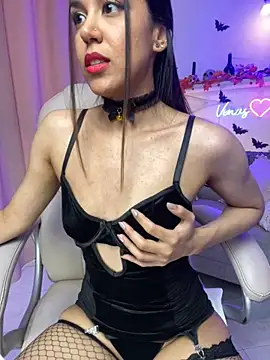 VenusIsLove  online show from 10-19-25, 07:03