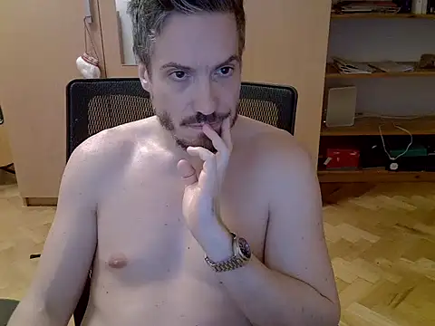 delayclose   online show from 02-06-26, 04:10