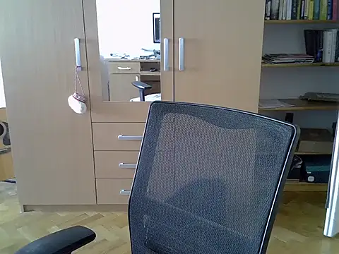 delayclose   online show from 06-28-26, 03:40
