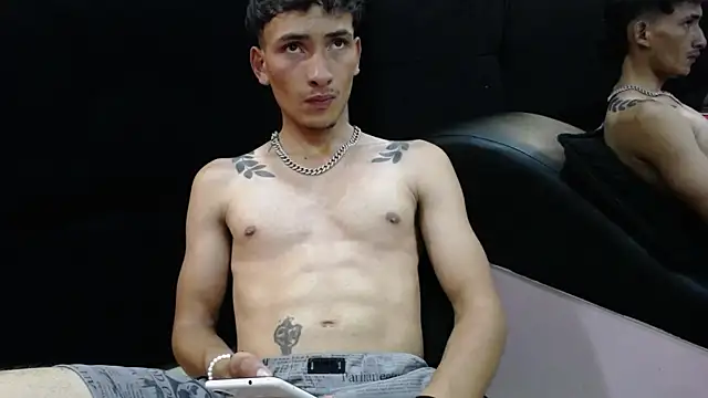 Snapshot of SavageLover_ chatting on 11-13-25, 03:38 SavageLover online show from 11-13-25, 03:38