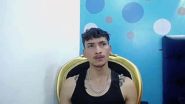 SavageLover  online show from 01-09-26, 04:32