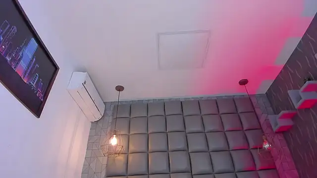 Snapshot of dannavelvet chatting on 01-07-26, 12:29 dannavelvet online show from 01-07-26, 12:29