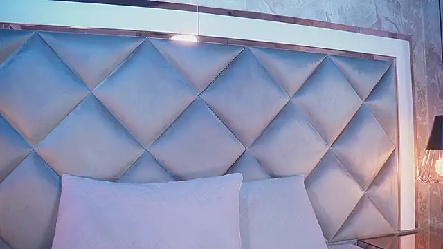  giggy 2 online show from 04-08-26, 11:43