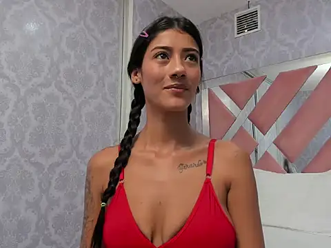 Snapshot of milkybaby_ chatting on 11-04-25, 11:42 milkybaby online show from 11-04-25, 11:42