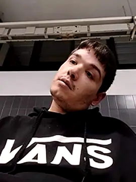 Snapshot of neneaburrido chatting on 12-15-25, 06:12 neneaburrido online show from 12-15-25, 06:12