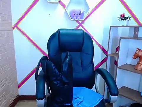 Keith Amara online show from 10-24-25, 06:04