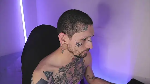 Snapshot of TokyoHatsumoto chatting on 02-21-26, 10:55 TokyoHatsumoto online show from 02-21-26, 10:55