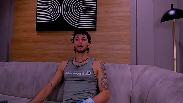 Snapshot of tonny__08 chatting on 11-27-25, 01:35 tonny 08 online show from 11-27-25, 01:35