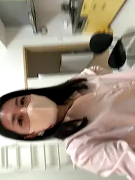 akimix xoxo online show from 10-28-25, 01:25