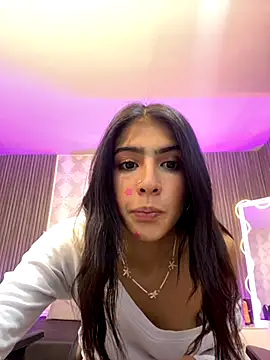 MAIILY TAY online show from 11-10-25, 12:04