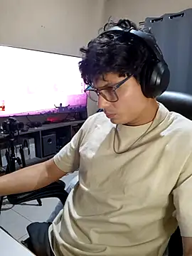 Ais B10 online show from 11-23-25, 02:22