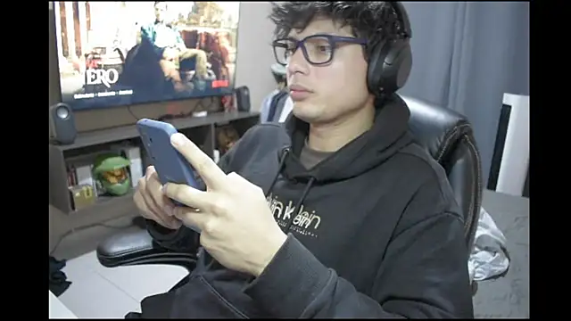 Ais B10 online show from 02-06-26, 04:50