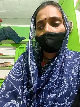 Hot nenshi online show from 10-26-25, 04:57