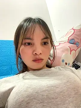 Snapshot of Tina_x chatting on 11-14-25, 10:58 Tina x online show from 11-14-25, 10:58