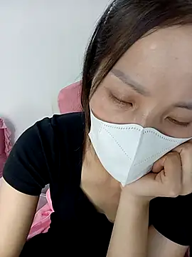 Snapshot of ezabel- chatting on 11-03-25, 12:39 ezabel- online show from 11-03-25, 12:39