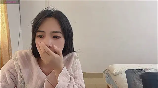 Snapshot of by-Hannah chatting on 11-09-25, 02:10 by-Hannah online show from 11-09-25, 02:10