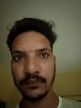 Snapshot of indoregigolo chatting on 10-25-25, 01:40 indoregigolo online show from 10-25-25, 01:40