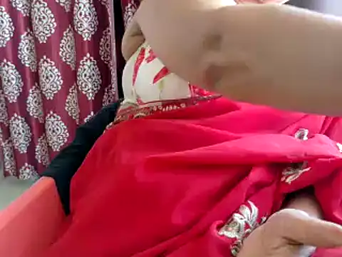 Snapshot of TABOOBREAKERS chatting on 01-08-26, 03:42 TABOOBREAKERS online show from 01-08-26, 03:42