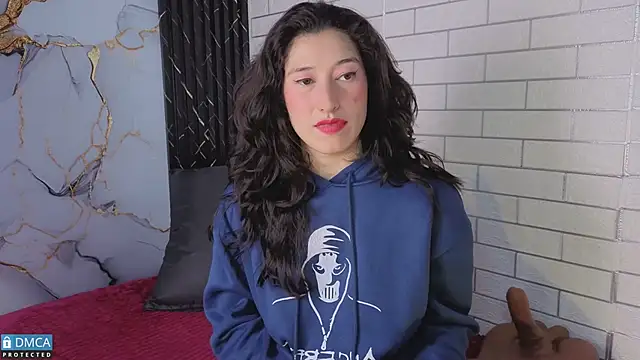 eva delight  online show from 04-07-26, 12:05