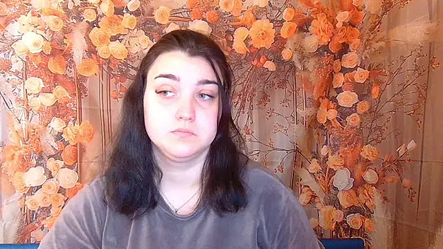 Snapshot of ScarletCargo chatting on 11-27-25, 06:04 ScarletCargo online show from 11-27-25, 06:04