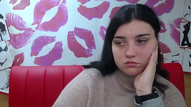 Snapshot of ScarletCargo chatting on 11-30-25, 06:28 ScarletCargo online show from 11-30-25, 06:28