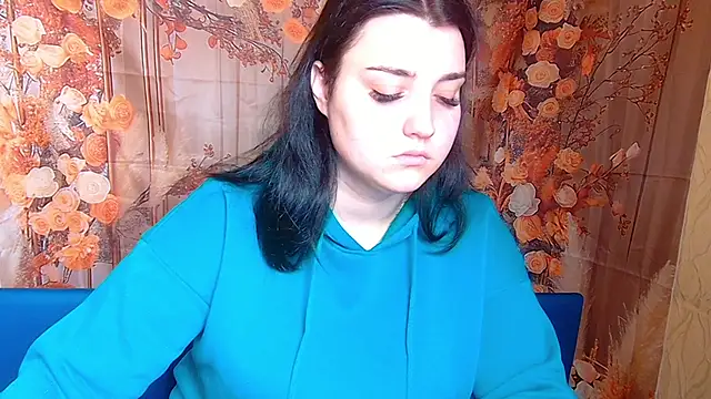 Snapshot of ScarletCargo chatting on 12-14-25, 06:08 ScarletCargo online show from 12-14-25, 06:08