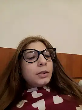 sweetbabygirlforyou online show from 04-12-26, 12:32