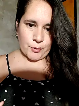 Clara Arg online show from 01-11-26, 01:54