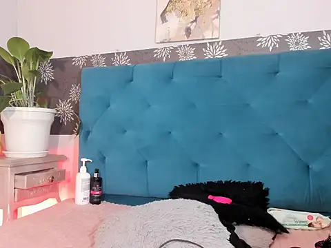 Snapshot of SamaradelaRoux chatting on 10-31-25, 08:48 SamaradelaRoux online show from 10-31-25, 08:48