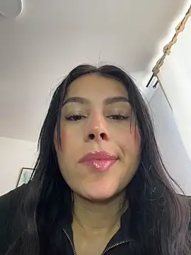 BIJOU SECRET online show from 03-15-26, 07:20