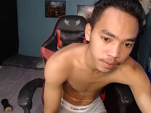 slimraz02 online show from 01-06-26, 06:39