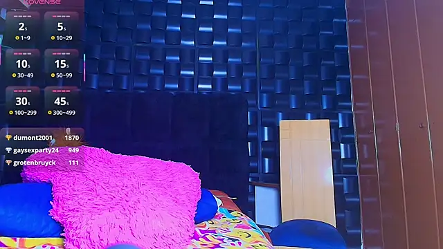 Snapshot of Kesha_rosse_ chatting on 11-29-25, 06:05 Kesha rosse online show from 11-29-25, 06:05