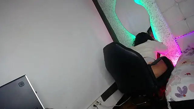 Catleya x online show from 11-06-25, 07:37