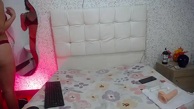 Catleya x online show from 11-16-25, 08:03