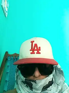 Snapshot of crazyyela chatting on 12-18-25, 09:43 crazyyela online show from 12-18-25, 09:43