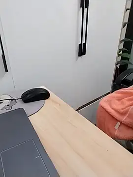 Snapshot of Tammy_meri chatting on 11-27-25, 10:01 Tammy meri online show from 11-27-25, 10:01