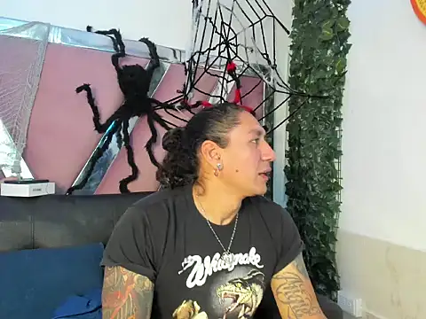 Snapshot of ErosyVenus69 chatting on 11-05-25, 06:19 ErosyVenus69 online show from 11-05-25, 06:19