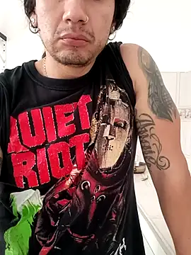 Snapshot of ErosyVenus69 chatting on 11-14-25, 05:55 ErosyVenus69 online show from 11-14-25, 05:55