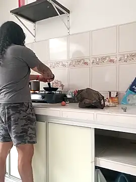 Snapshot of ErosyVenus69 chatting on 11-25-25, 05:35 ErosyVenus69 online show from 11-25-25, 05:35