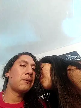 Snapshot of ErosyVenus69 chatting on 12-14-25, 01:33 ErosyVenus69 online show from 12-14-25, 01:33