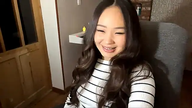 Snapshot of SupremeDividend chatting on 10-29-25, 02:19 SupremeDividend online show from 10-29-25, 02:19