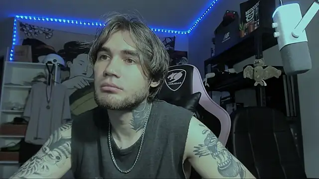 Snapshot of Go_V_Cs chatting on 10-25-25, 11:40 Go V Cs online show from 10-25-25, 11:40