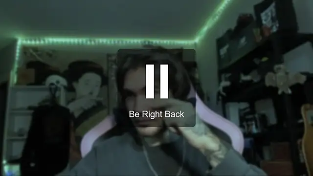 Snapshot of Go_V_Cs chatting on 11-26-25, 09:49 Go V Cs online show from 11-26-25, 09:49