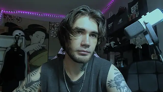 Snapshot of Go_V_Cs chatting on 12-20-25, 10:39 Go V Cs online show from 12-20-25, 10:39