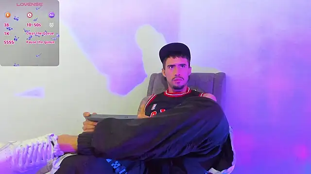 Snapshot of harold_777 chatting on 11-21-25, 10:41 harold 777 online show from 11-21-25, 10:41