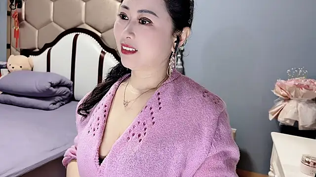 yaoyao22678 online show from 05-09-26, 01:33